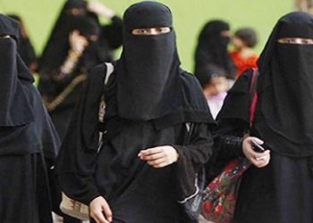 تونس: قرار منع النقاب لا رجعة فيه