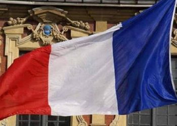 شبهة مالية تسقط وزيرا فرنسيا