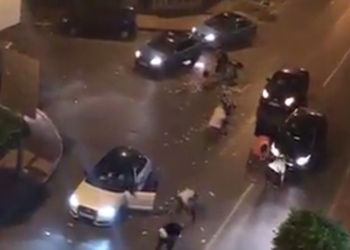 مجهول يرمي أموالا طائلة بشارع في طنجة