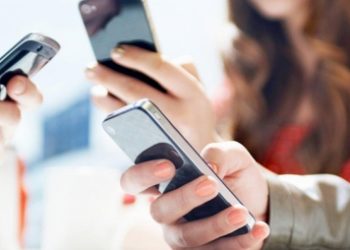 99.8 بالمائة من الأسر المغربية تتوفر على هاتف نقال