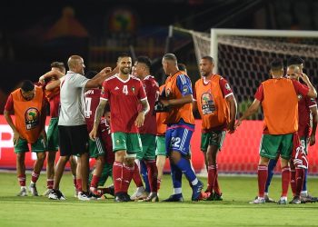 هذه هي تشكيلة  المنتخب المغربي امام جنوب افريقيا