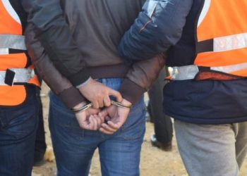 سيوف الساموراي لتوثيق جريمة سرقة واحتجاز وهمية