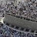 ضيوف الرحمن يرمون جمرة العقبة وينحرون الهدي