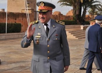 إسبانيا توشح قائد الدرك الملكي بوسام الصليب الأكبر للاستحقاق للحرس المدني