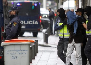 إسبانيا .. إلقاء القبض على شخص يشتبه في انتمائه إلى تنظيم  داعش  الإرهابي
