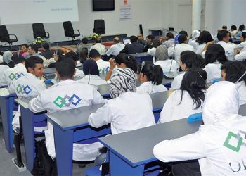 إحداث معهد للتكوين في ريادة الأعمال والإدارة الوسطى