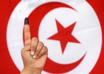 فتح مراكز الاقتراع في الانتخابات التشريعية في تونس