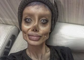 مخيفة …أنجيلينا جولي الإيرانية خلف القضبان