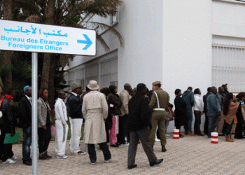 نفي أي تعامل تمييزي مع تنقلات المهاجرين من جنوب الصحراء