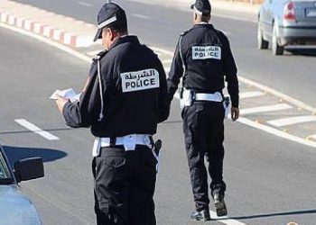 سائق سيارة يحاول دهس شرطي بسلا