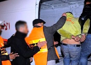 توقيف 5 أشخاص ظهروا في شريط فيديو يتضمن تحريضا صريحا على العنف ضد الأشخاص