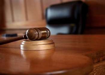 طفل ينجو من جريمة قتل بطلتها خالته والمحكمة تدينها ب20 سنة سجنا