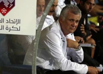 الوداد ينفصل بالتراضي مع المدرب زوران ويقدم رسميا الأرجنتيني غاموندي