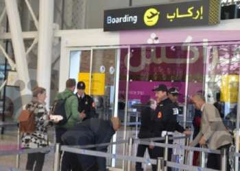 مطار مراكش.. توقيف فرنسيتين متورطتين في التهريب الدولي للمخدرات