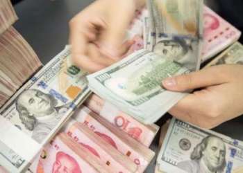 الصين تعقم الأوراق النقدية المتداولة للحد من انتشار فيروس كورونا