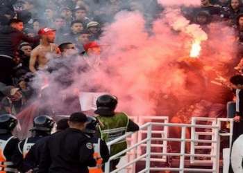 حجز 40 ألف من الشهب الاصطناعية الممنوعة قبيل مباراة الجيش وآسفي