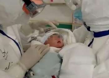 ولاية جهة الشرق تنفي ما تضمنته مقاطع فيديو غير مضبوطة لسيدة حول وفاة رضيعتها