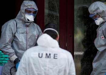 إسبانيا .. وحدات من الجيش تعثر على أشخاص مسنين فارقوا الحياة ببعض دور رعاية المسنين