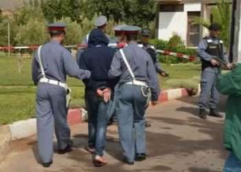 اعتقال ثلاثة أشخاص حاولوا قتحام مسجد بالقوة والصلاة داخله
