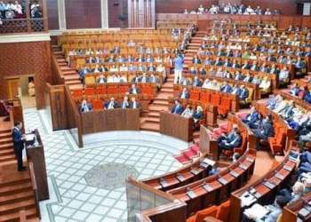 مجلس النواب يصوت على مشروع قانون لفائدة العمال والمشغلين المتضررين من كورونا