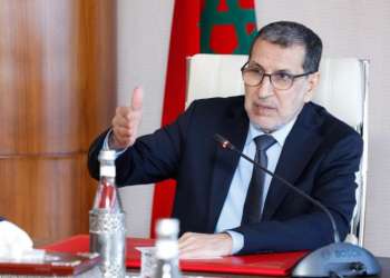 نقابيون يطالبون الحكومة باغلاق بؤر الوباء بالمعامل