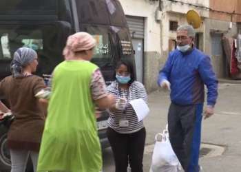 جمعية توزع مؤنا على أمهات عازبات بالدار البيضاء تضررن من الحجر الصحي
