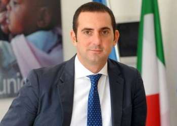 وزير الرياضة الإيطالي يحدد موعدا مبدئيا للعودة للتداريب