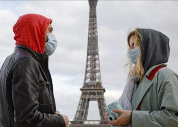 الحكومة الفرنسية تقد م خطتها للخروج من العزل