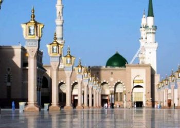 المسجد النبوي يعيد فتح أبوابه للمصلين بعد إغلاق دام أكثر من شهرين