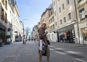 دعوة فرنسية ألمانية لفتح سريع للحدود في أوروبا
