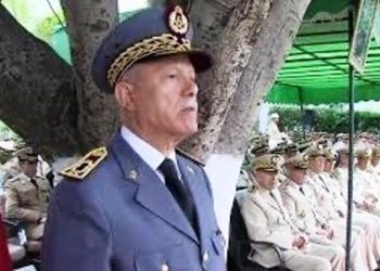 تعيين الجنيرال عبد العزيز شاطر قائدا للحرس الملكي خلفا للجنيرال المنصوري