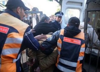 تاجر مخدرات ينتقم من شرطي سابق بطعنة سكين بكليته