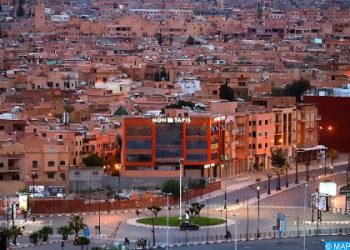 المراكشيون في مسعى للتأقلم بين ضرورة التقيد بالحجر الصحي وعيش الأجواء الرمضانية
