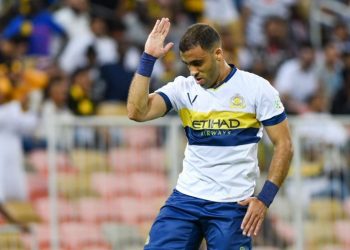 نيوكاسل وأستون فيلا يسعيان لضم عبدالرزاق حمدالله