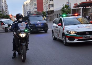 فتح تحقيق في تعريض سيارات الشرطة للرشق بالحجارة في القنيطرة
