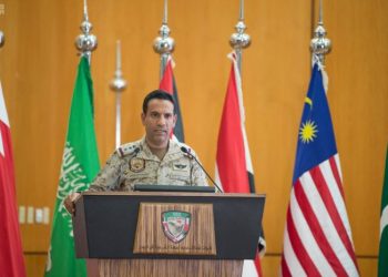 الحكومة والمجلس الانتقالى باليمن يقبلان وقف إطلاق النار