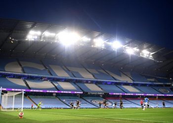 مواجهة ليفربول وسيتي المنتظرة تقام في ملعب الاتحاد