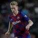 دي يونغ لاعب وسط برشلونة يغيب عن الملاعب للإصابة