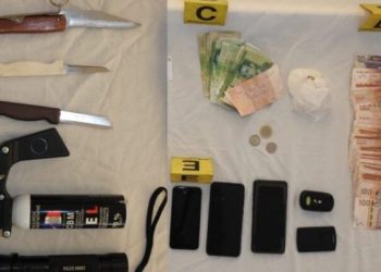 حجز كوكايين وكريموجين وسكاكين بحوزة شخصين بمكناس