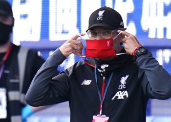 كلوب يرفض الحياد في لقاء مان سيتي
