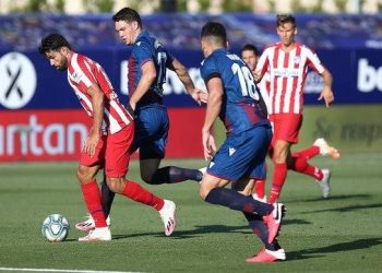 أتلتيكو مدريد يعبر ليفانتي ويستعيد المركز الثالث في “الليغا”