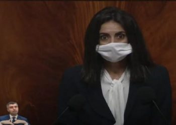 تقليص الحركة الجوية يهدد مناصب الشغل في المغرب