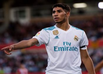 أشرف حكيمي يضع شرطا للعودة لريال مدريد