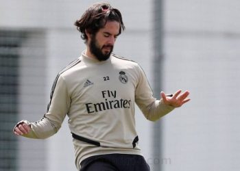 ريال مدريد يعلن إصابة إيسكو