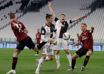 يوفنتوس يواصل الهيمنة على صدارة الدوري الإيطالي بثلاثية أمام جنوى