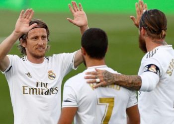 مودريتش يريد الاعتزال في ريال مدريد
