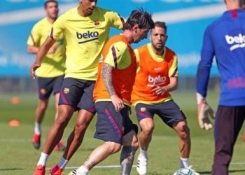 برشلونة يكشف مدى خطورة إصابة ميسي