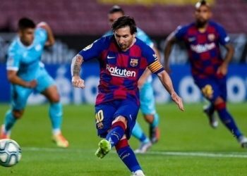 برشلونة يواصل تشبثه بصدارة “الليغا” بثنائية في شباك ليغانيس