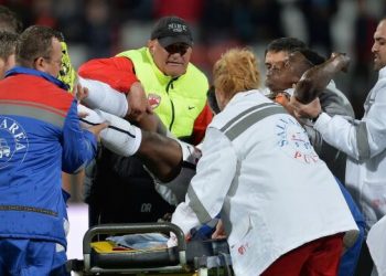 معاقبة طبيبة رومانية لإهمالها في علاج لاعب كاميروني في 2016
