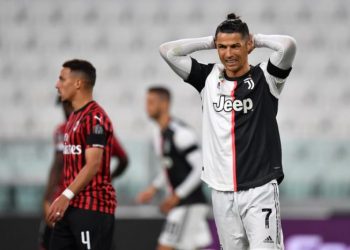 رونالدو يهدر ركلة جزاء ويوفنتوس يبلغ نهائي الكأس بالتعادل مع ميلان